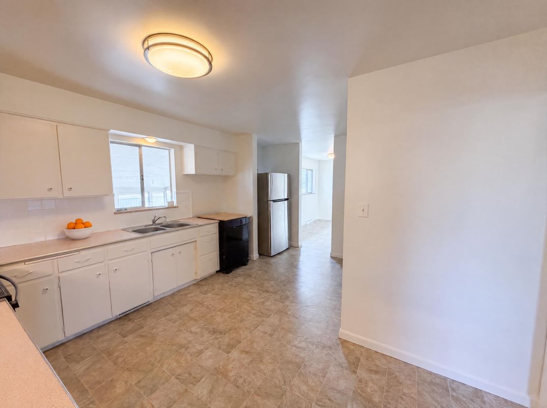 Property photo 2 of 1302 E Egbert St