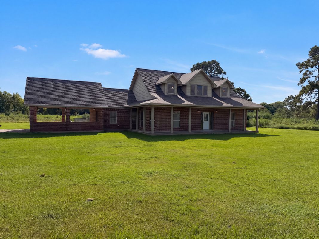 Property photo 1 of 1619 County Road 612