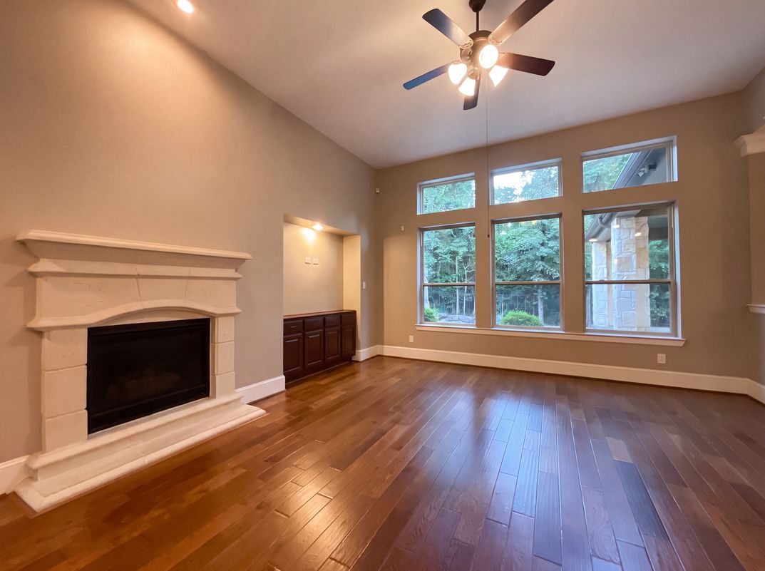 Property photo 3 of 31403 Imperial Bluff Ct