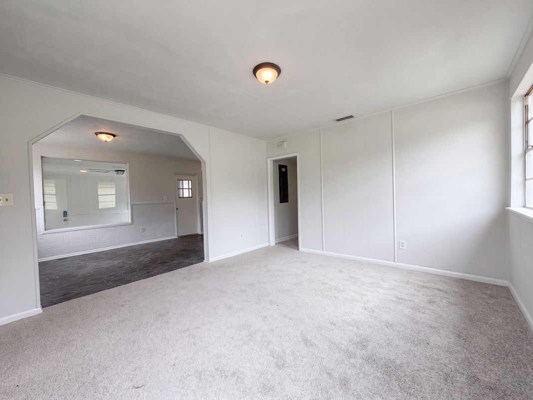 Property photo 3 of 8951 Adams Ave
