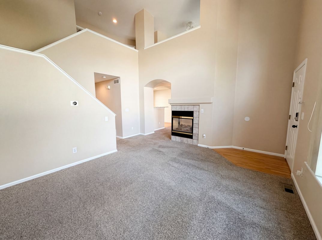 Property photo 3 of 9580 Brentwood Way Unit D