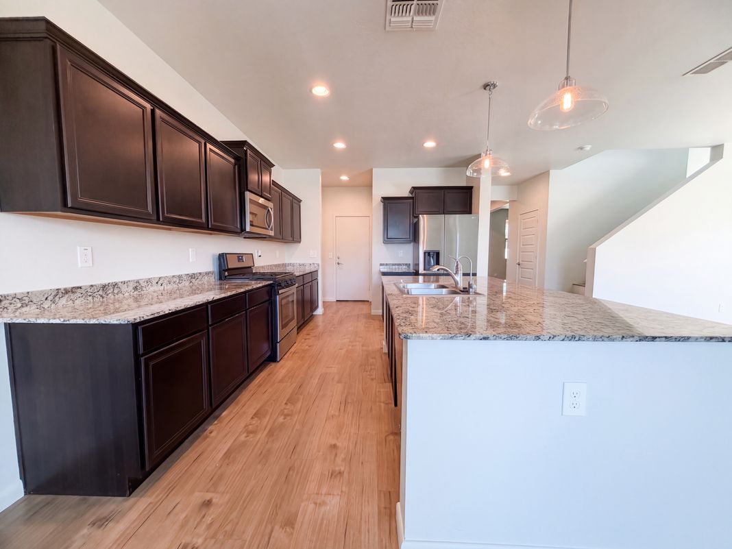 Property photo 2 of 37414 N Big Bend Rd