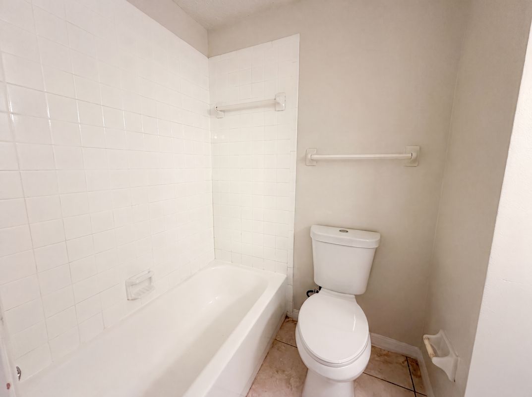 Photo 6 of 20 of 4209 E Alene Dr, Tampa, FL