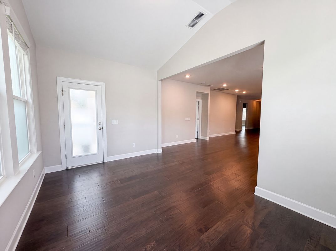 Photo 3 of 19 of 6044 Blackberry Ridge Ln, Hermitage, TN