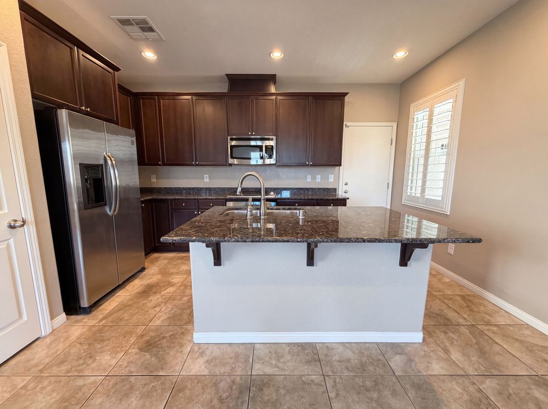 Property photo 2 of 7963 Zuma Beach Ct
