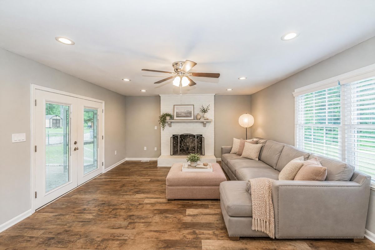 Property photo 3 of 4685 Dorsey Rd