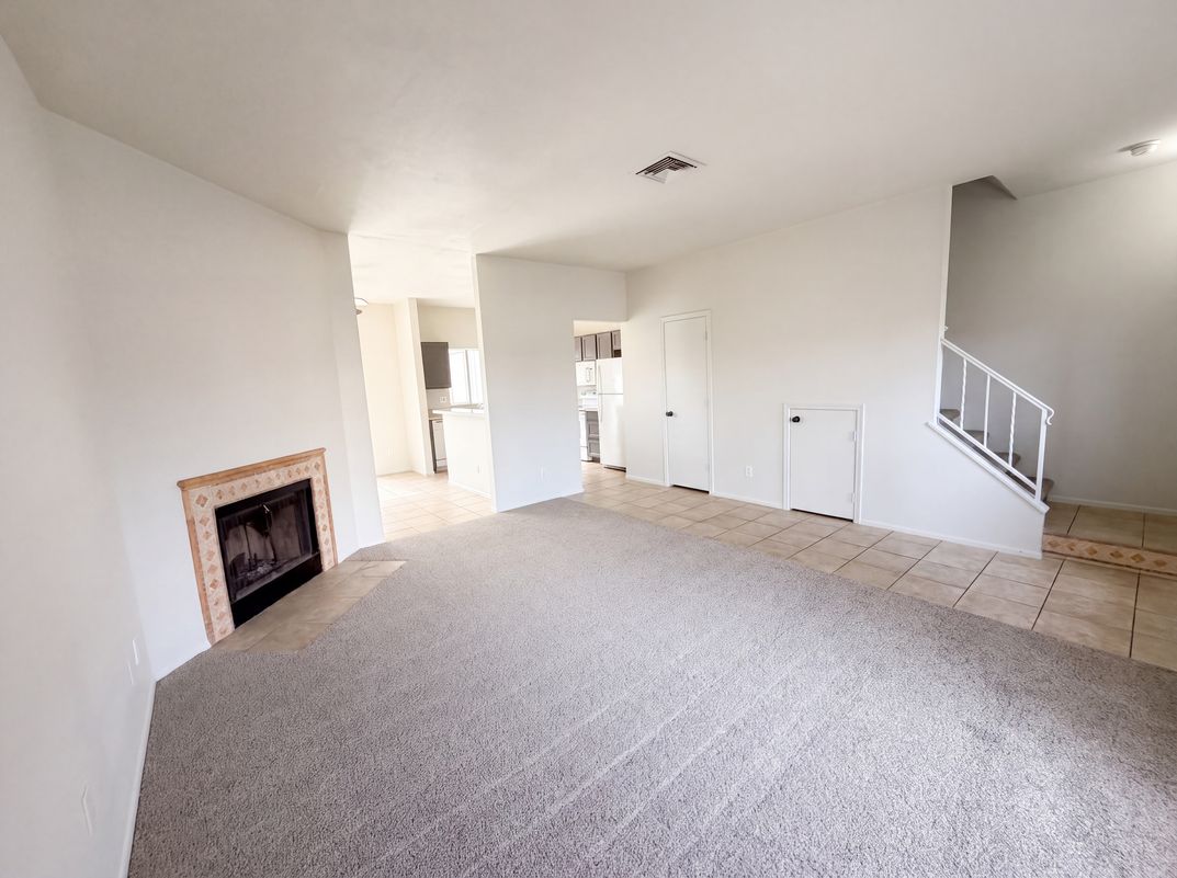 Property photo 3 of 1601 N Saba St Unit 273