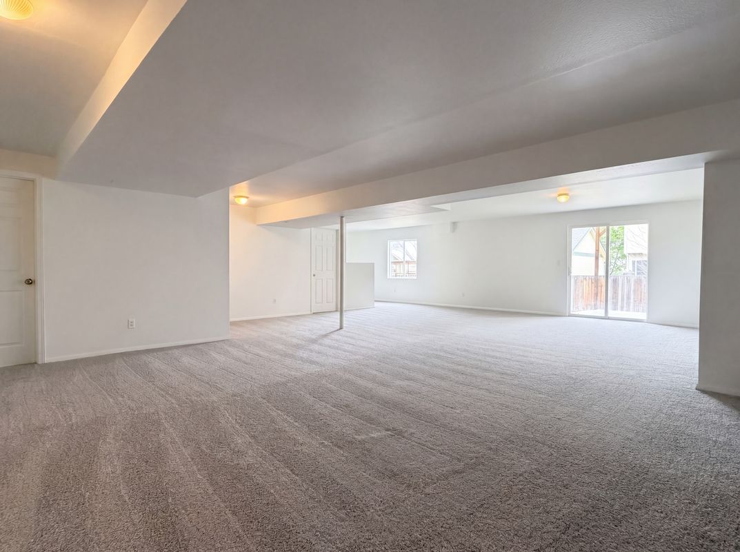 Photo 31 of 50 of 4098 La Junta Dr, Loveland, CO