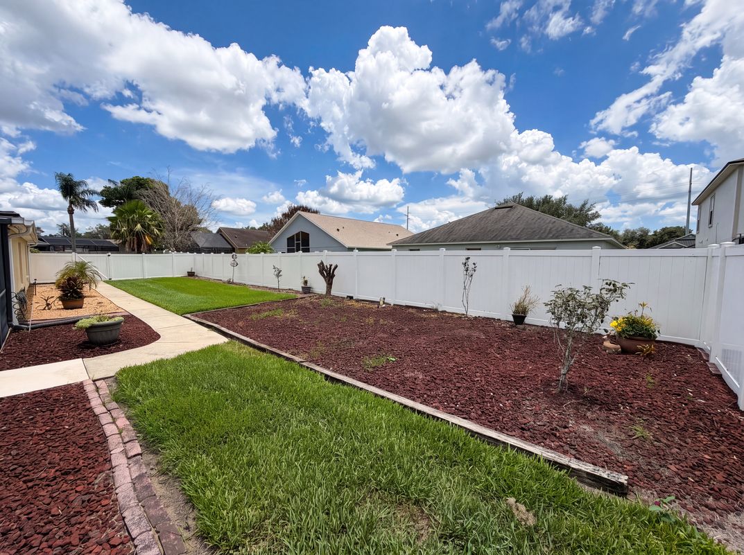 Photo 6 of 31 of 3788 Seminole Dr, Orlando, FL