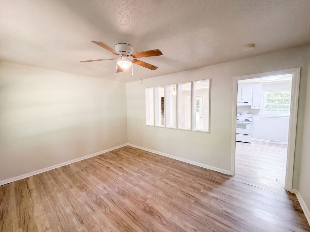 Property photo 3 of 6220 Paylor St
