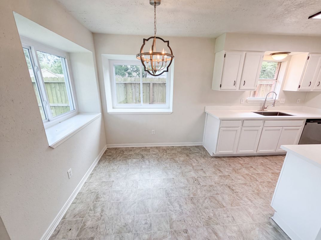Property photo 2 of 17110 Golf Club Dr