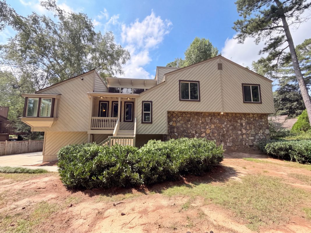 Property photo 1 of 3962 Spalding Holw