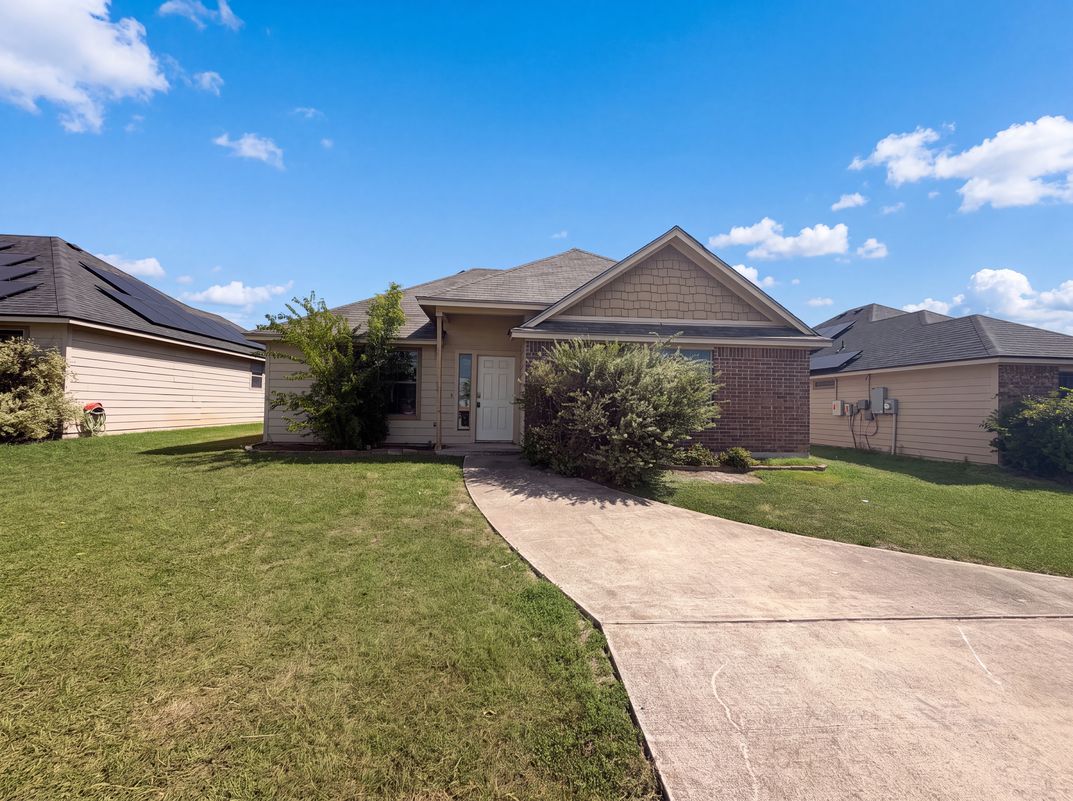 Property photo 1 of 2512 Saulsbury Dr