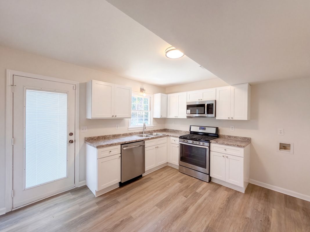 Property photo 2 of 3108 Rock Creek Dr