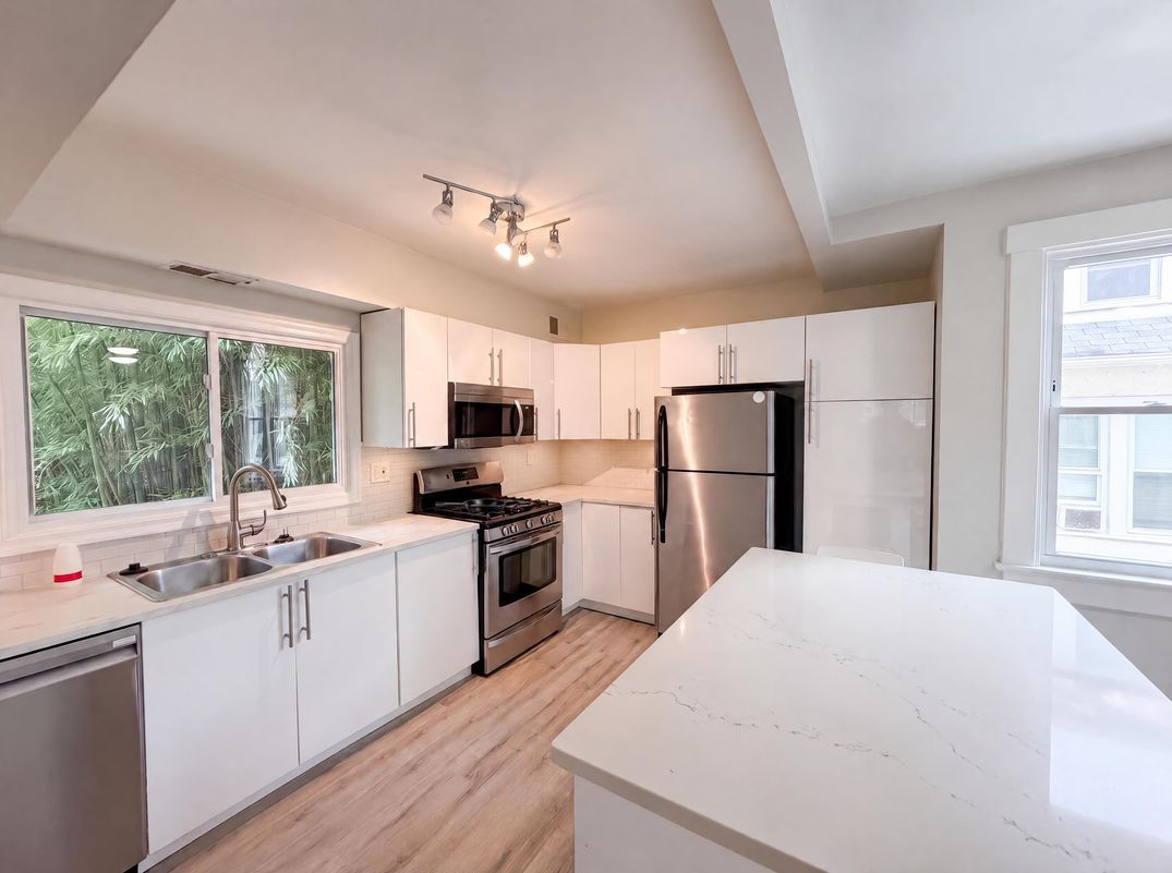 Property photo 3 of 7405 Flower Ave