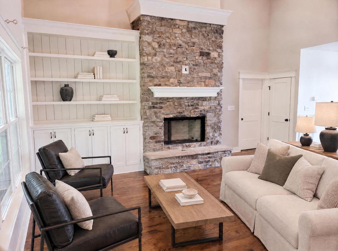 Property photo 3 of 521 Autumnstone Ln