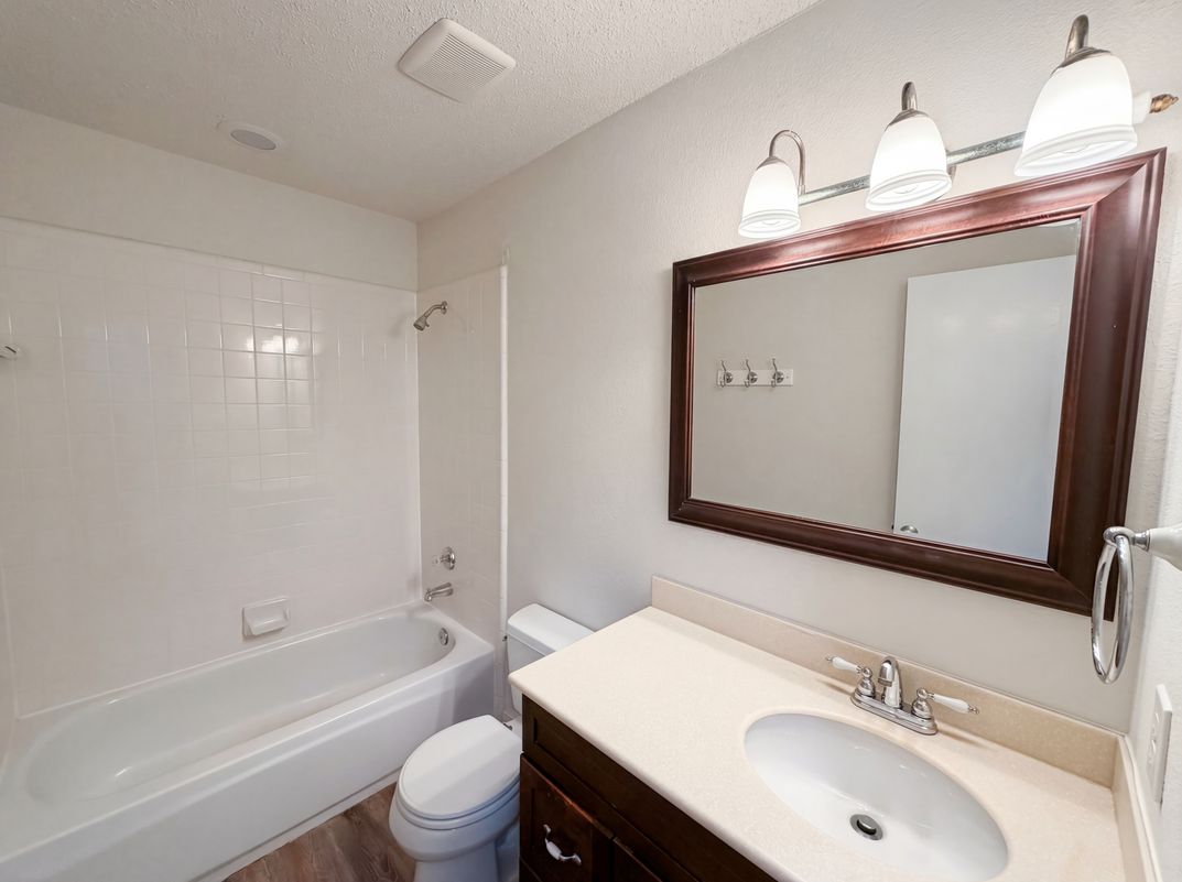 Photo 16 of 30 of 1711 Kennedy Dr, Wylie, TX