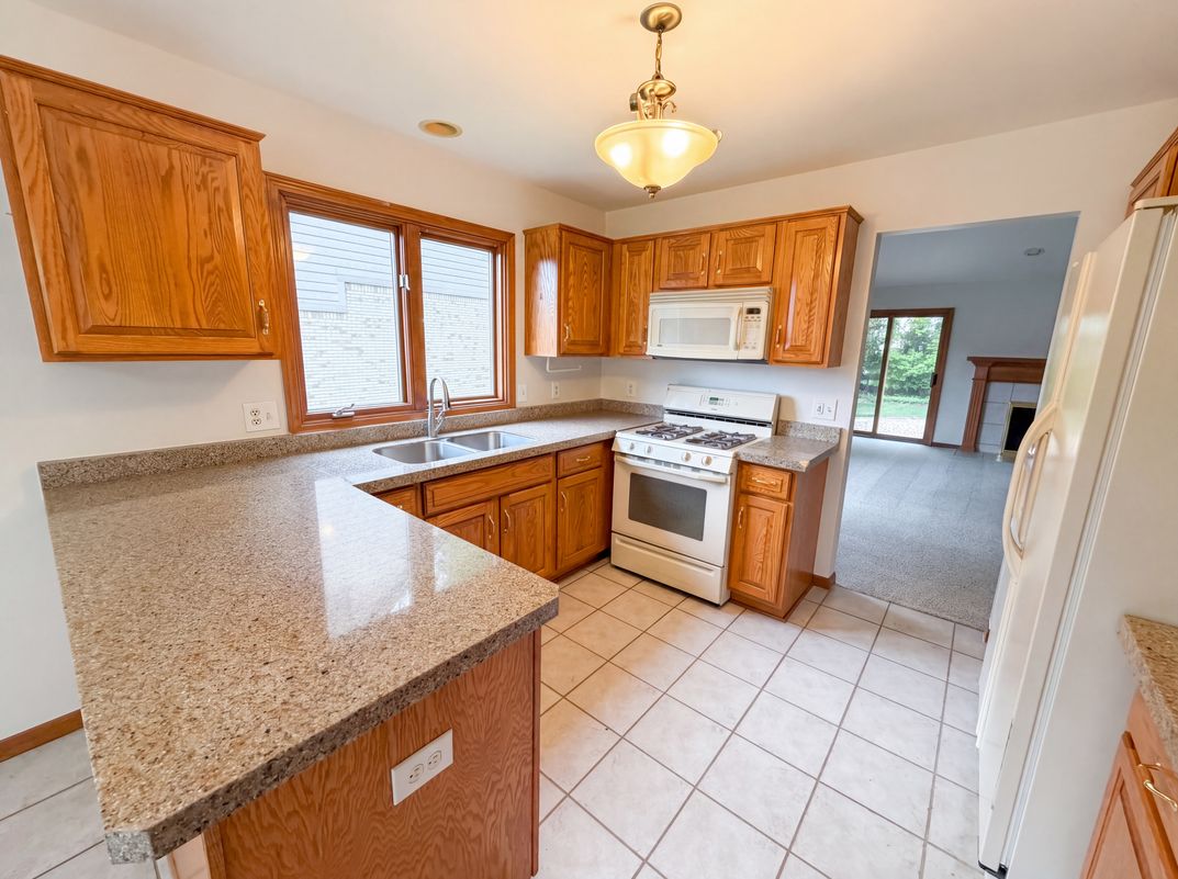 Property photo 2 of 52186 Jacqueline Ct