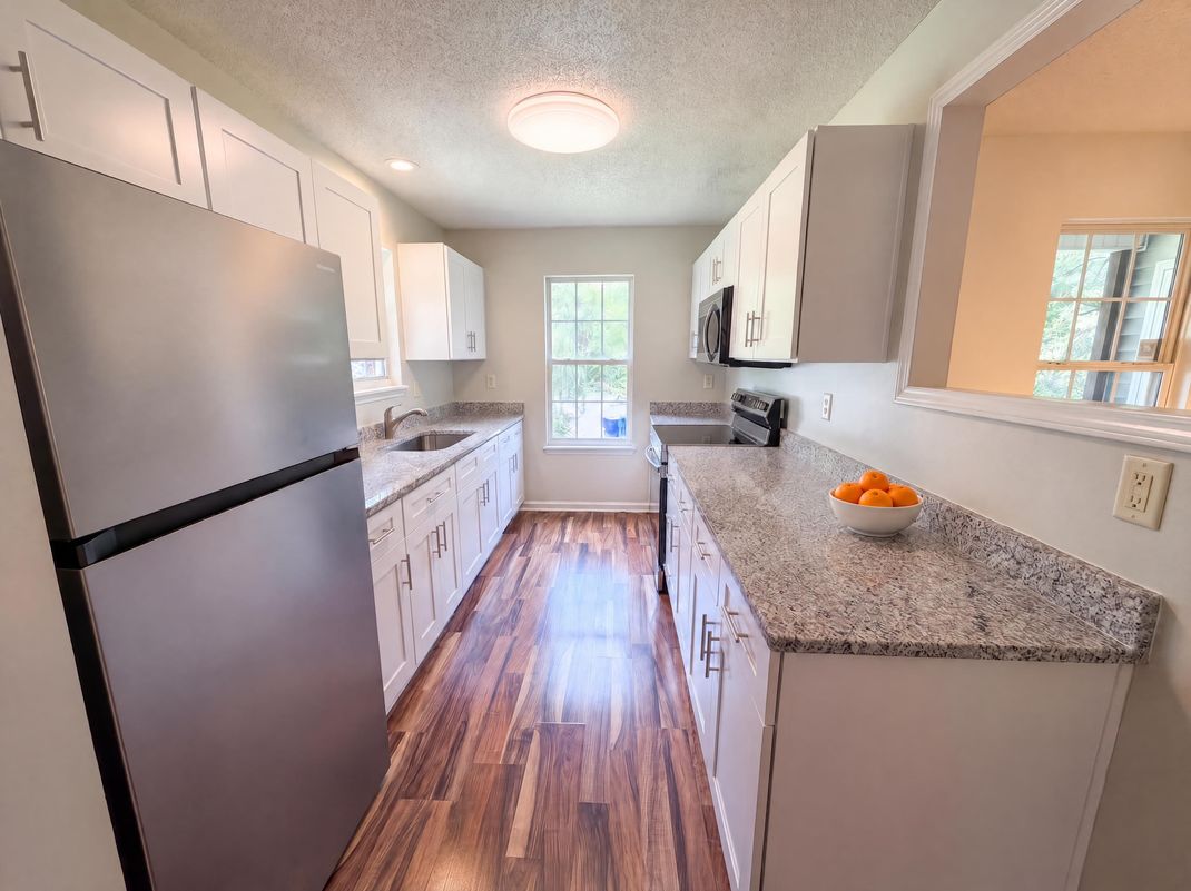 Property photo 2 of 102 Jubilee Dr
