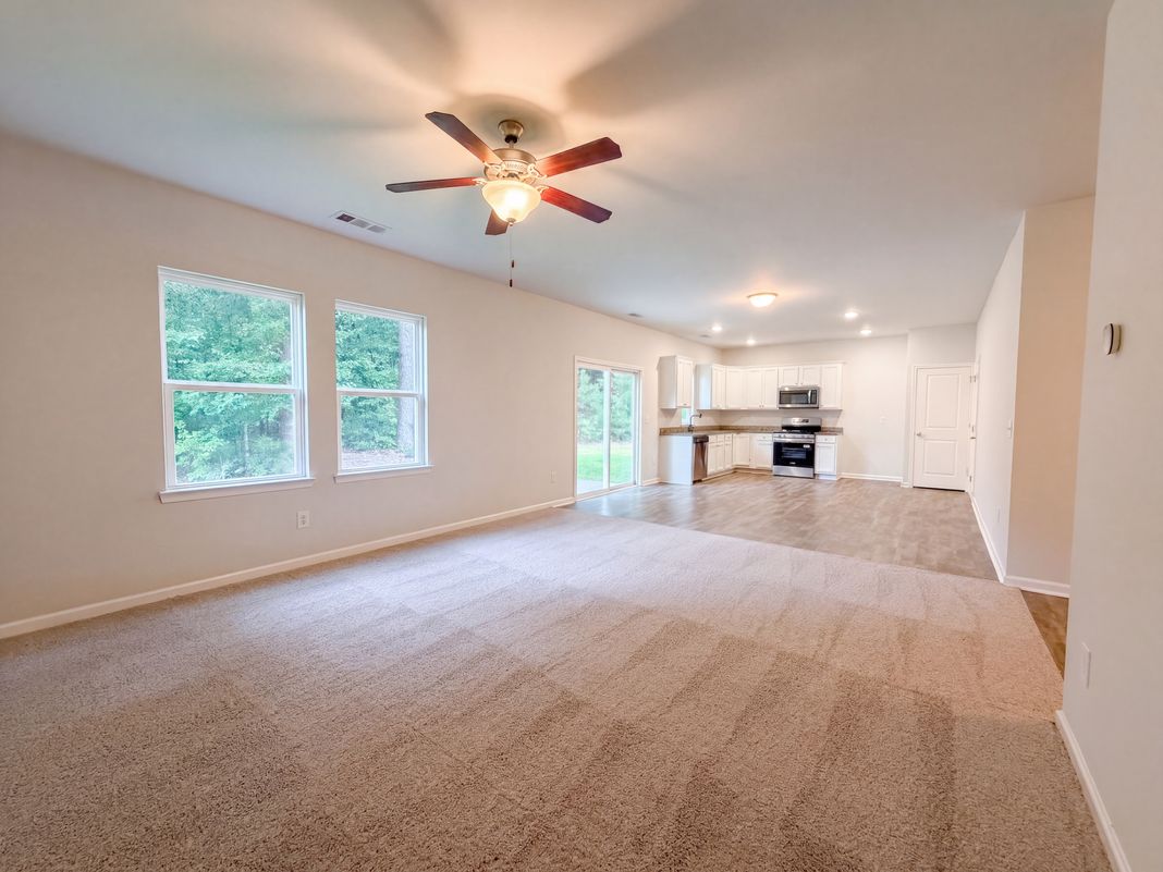 Property photo 3 of 8618 Blair Ct