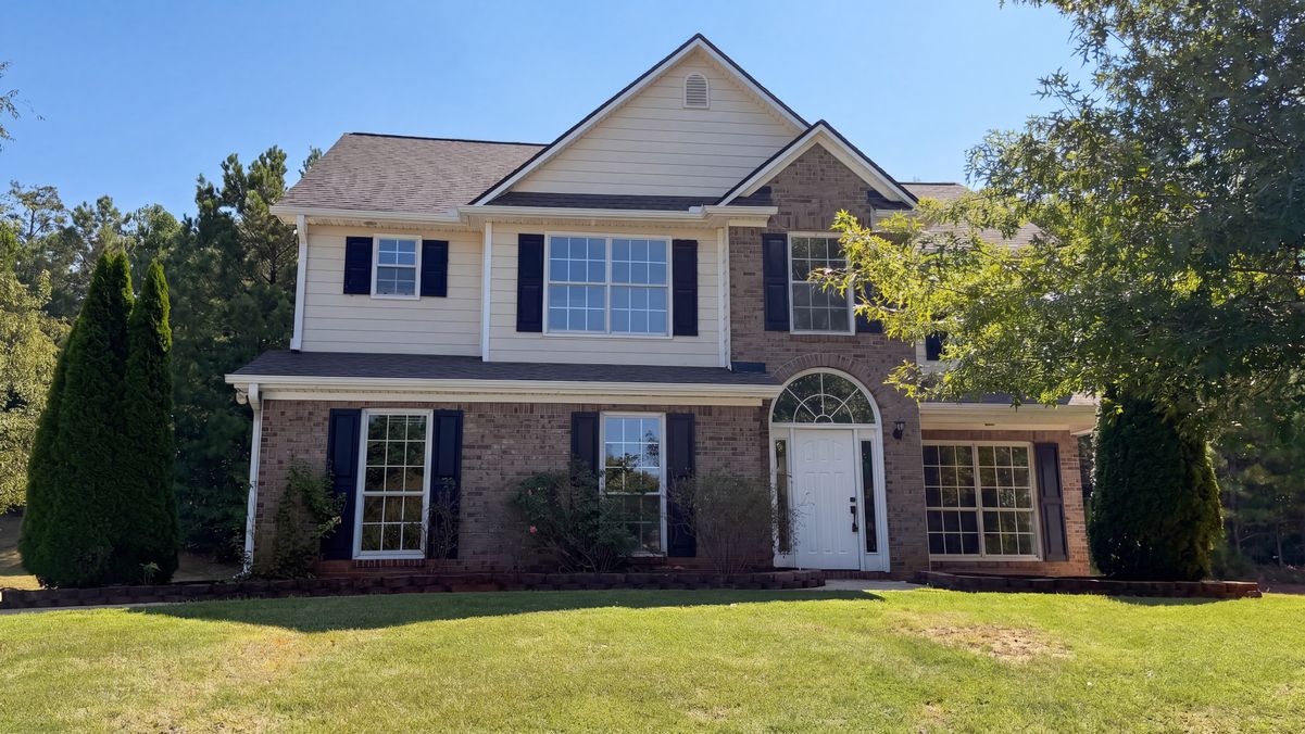 Property photo 1 of 1668 Bennett Dr
