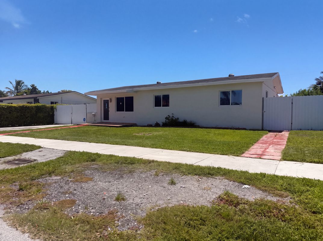 Property photo 2 of 6200 SW 109th Ave