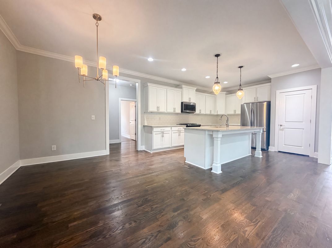 Property photo 2 of 713 Masters Way