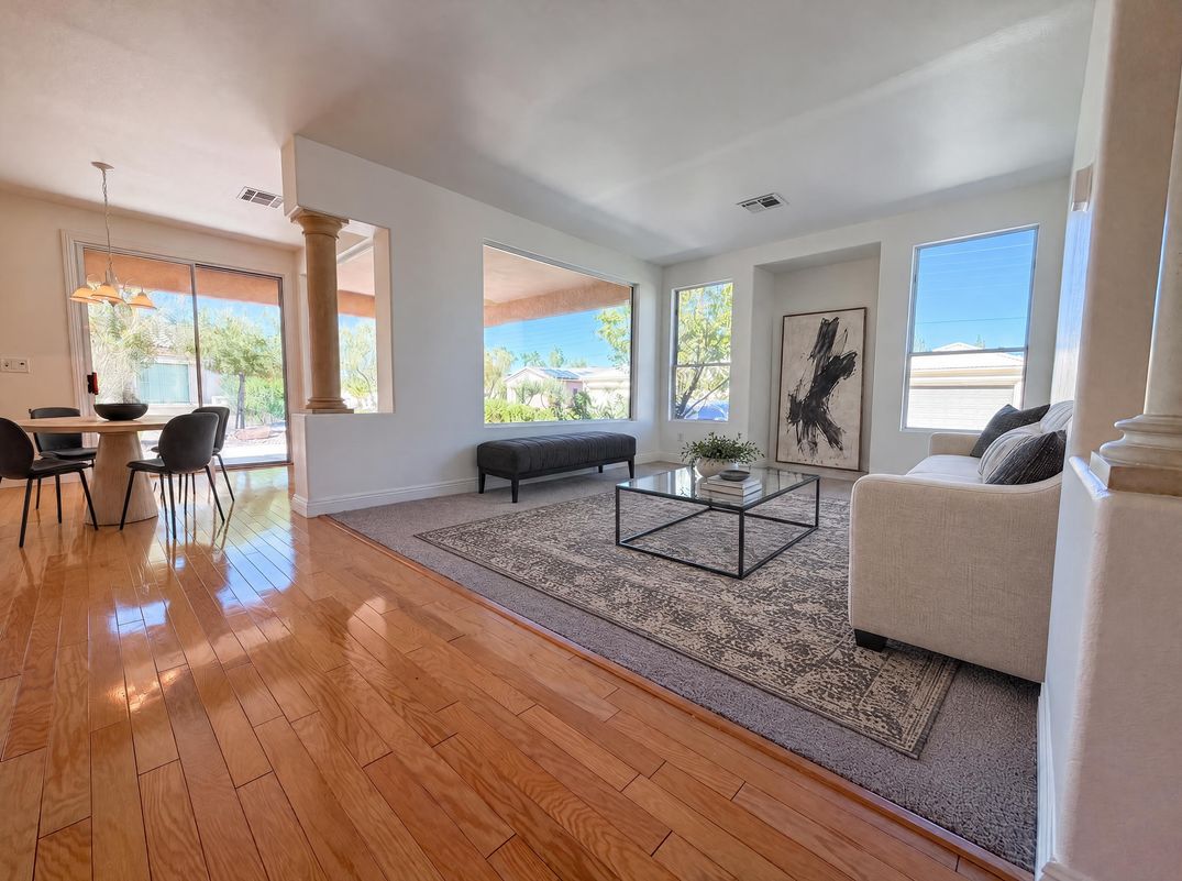 Property photo 3 of 10228 Donde Ave