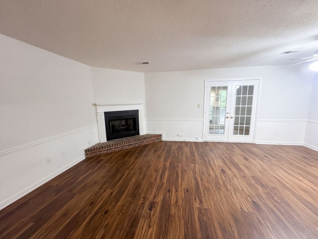Property photo 3 of 5997 Wintergreen Rd