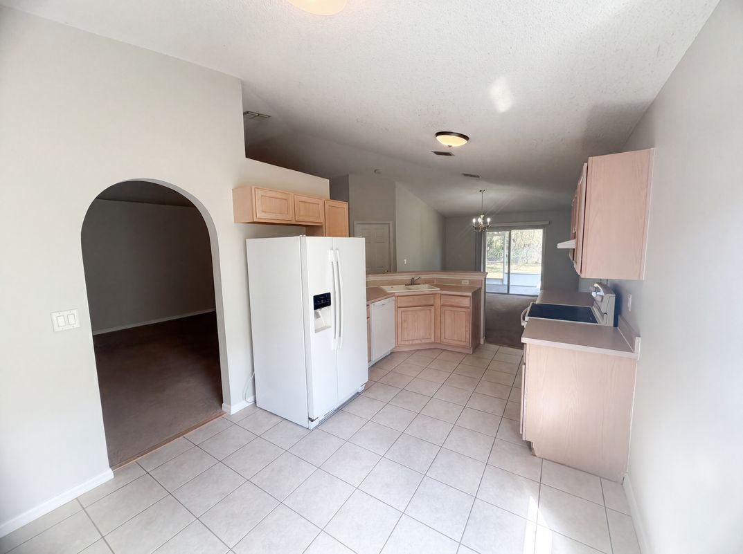 Property photo 2 of 262 SW Panther Trce