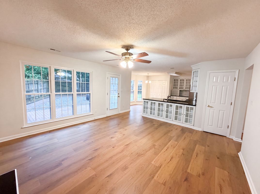 Photo 7 of 35 of 3737 Winterberry Ct NW, Concord, NC