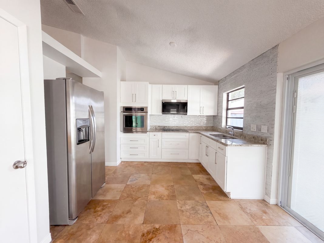 Property photo 2 of 9507 Letterstone Ct