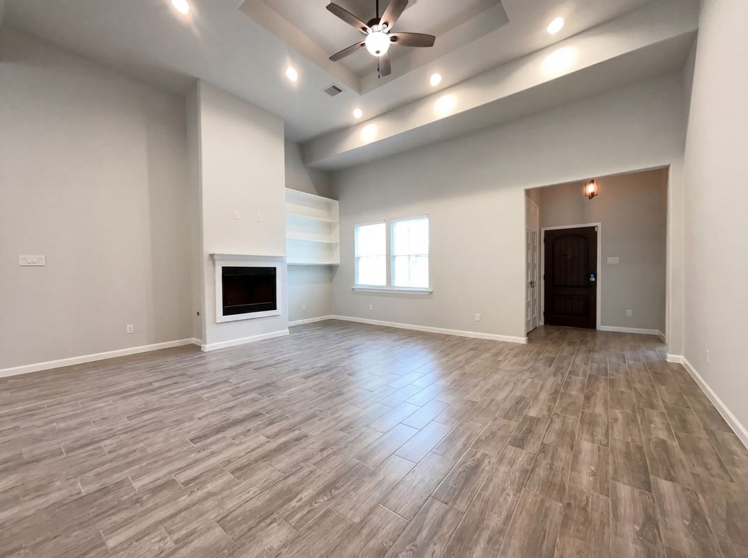 Property photo 3 of 40402 Mostyn Dr