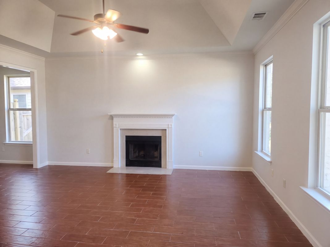 Property photo 3 of 4233 Sierra Way