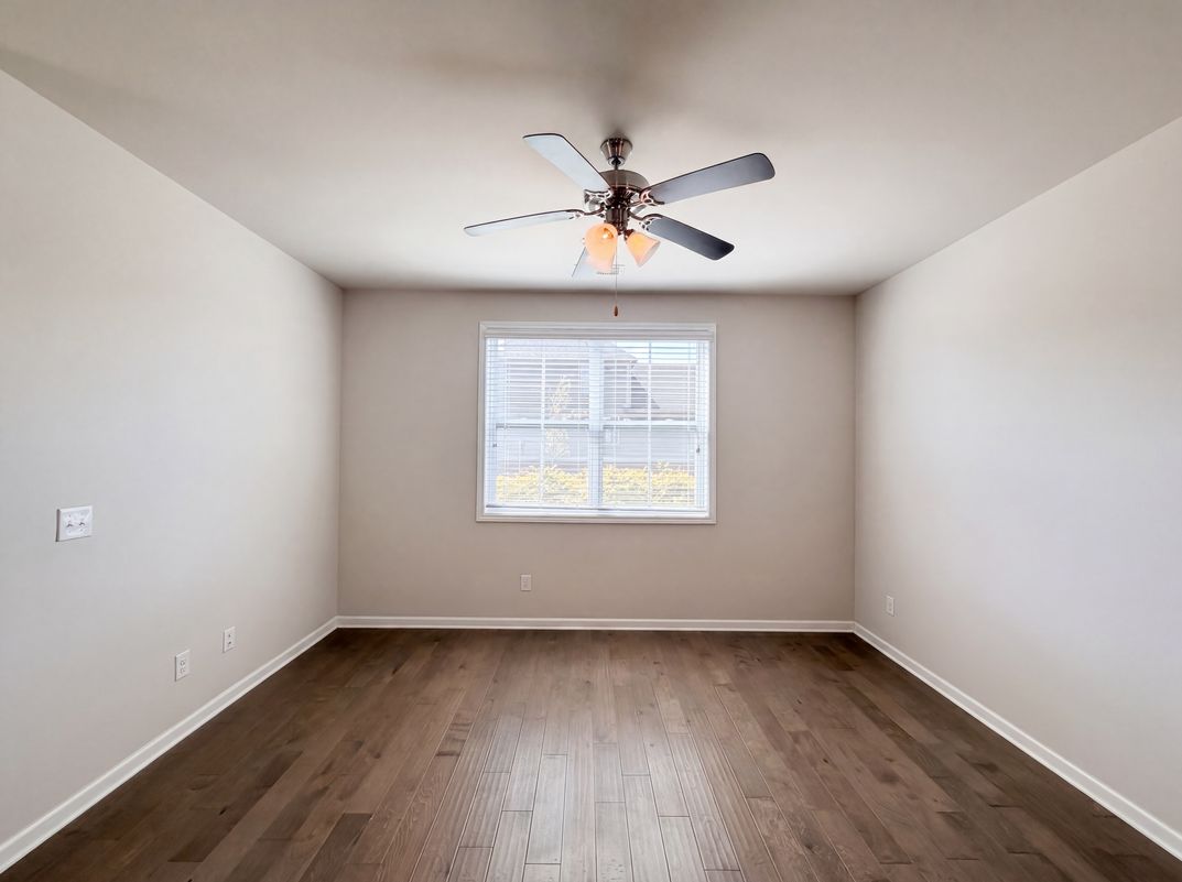 Property photo 3 of 415 Prestige Ct