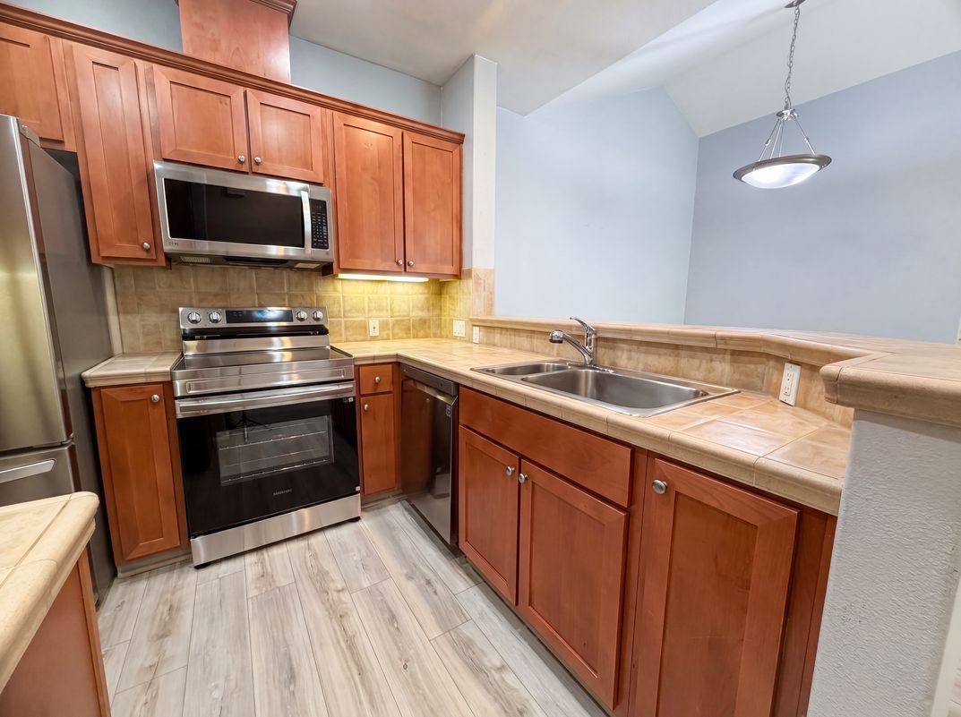 Property photo 2 of 5155 Summerlinn Way