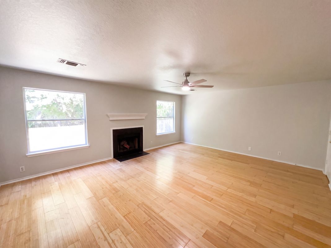 Property photo 3 of 10155 Cedarcliff