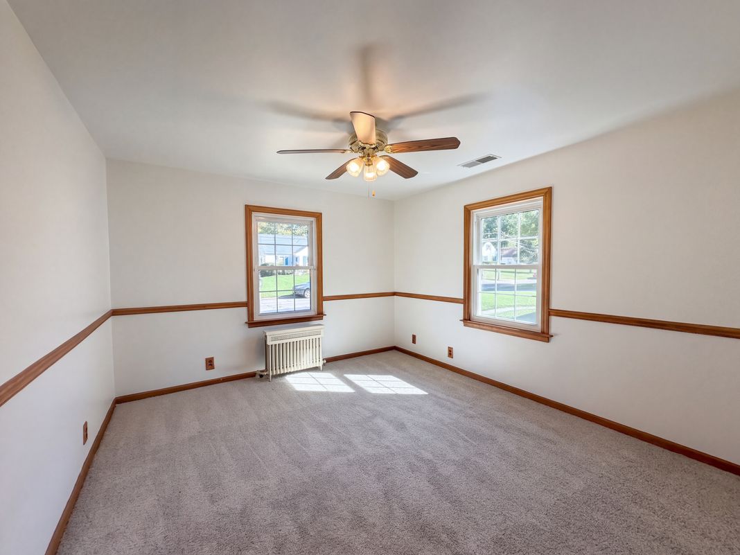 Property photo 3 of 6971 Warder Dr