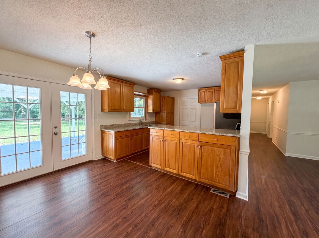 Property photo 2 of 4023 Cavalier Dr