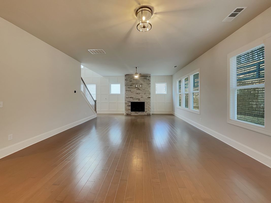 Property photo 3 of 4750 Summerchase Ln