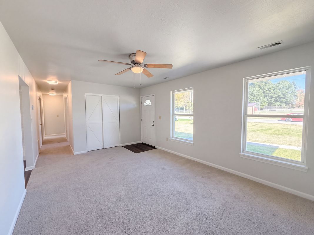 Property photo 3 of 294 Summit St