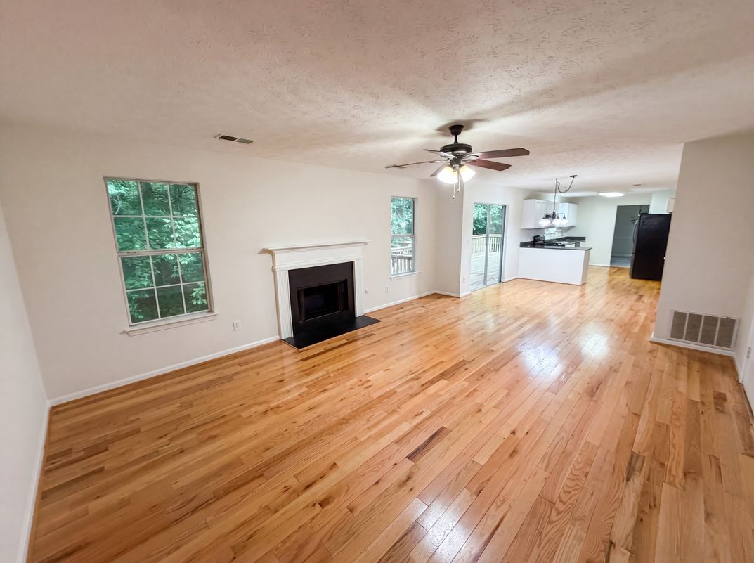 Property photo 3 of 1800 Ivy Stone Ct