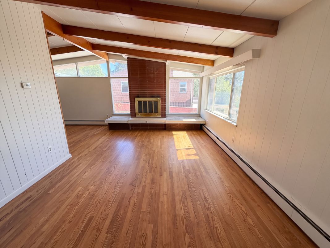 Property photo 2 of 7811 W 62nd Ave