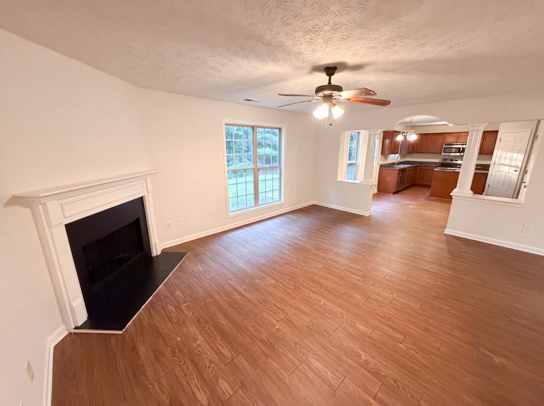 Property photo 3 of 5747 Union Pointe Dr