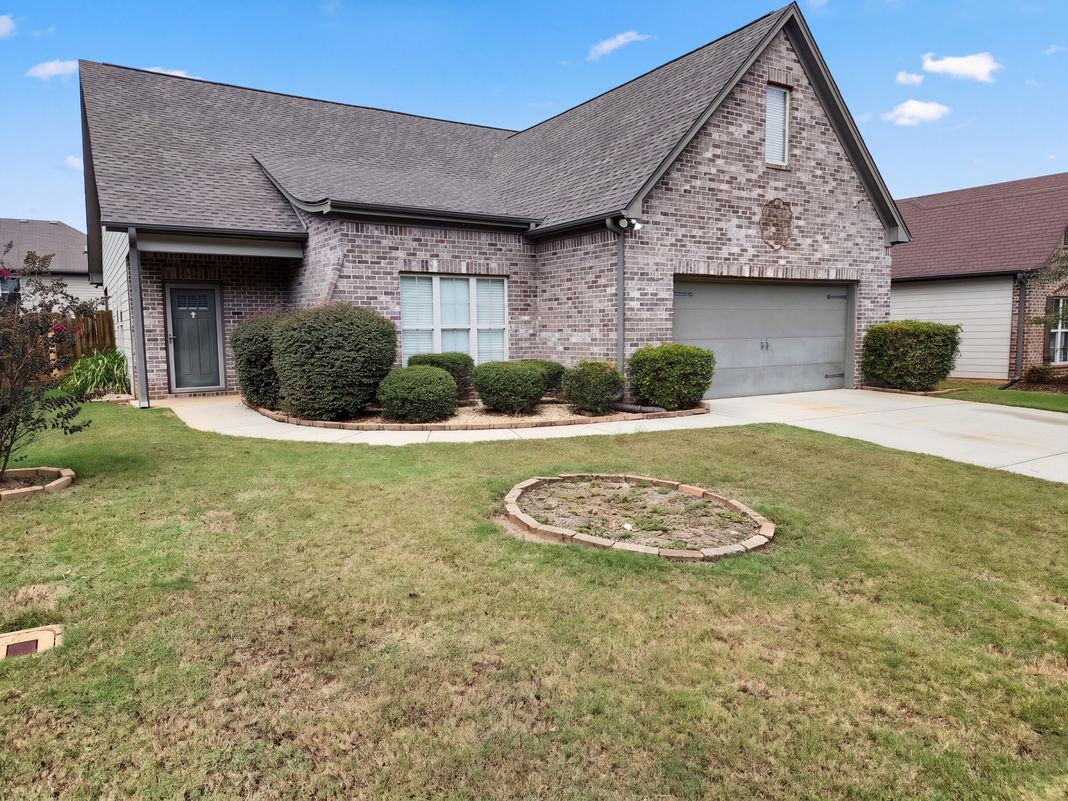 Property photo 1 of 3107 Rosewalk Dr