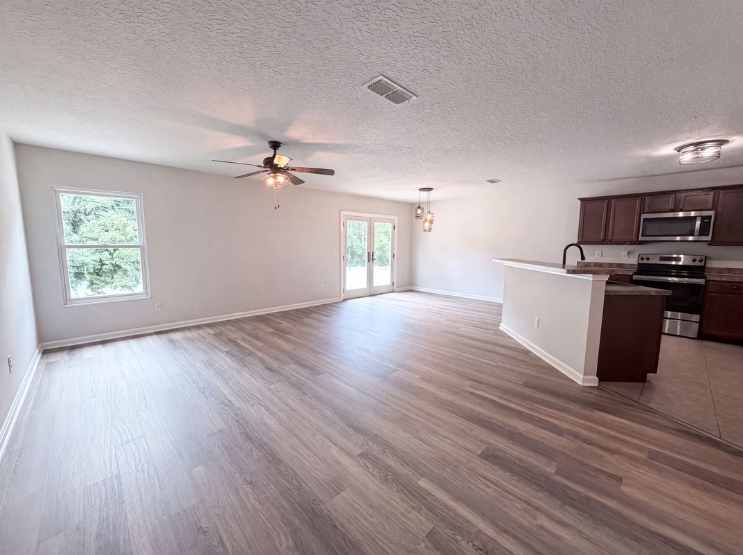 Property photo 3 of 7428 Sweet Rose Ln