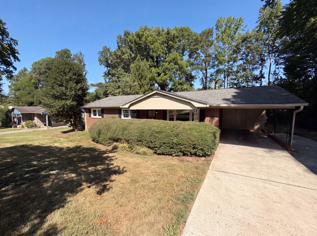 Property photo 1 of 4305 Dawnwood Dr
