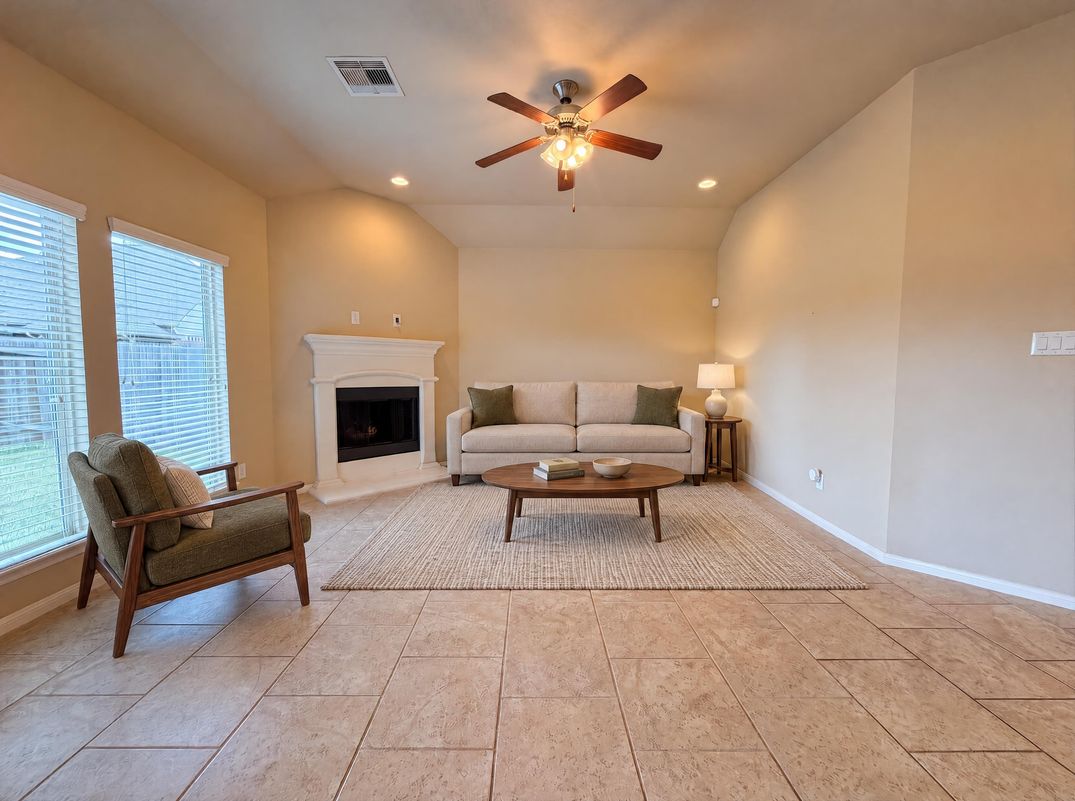 Property photo 3 of 4511 Fenway Park Way