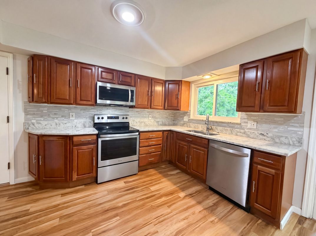 Property photo 2 of 207 Renaldo Dr