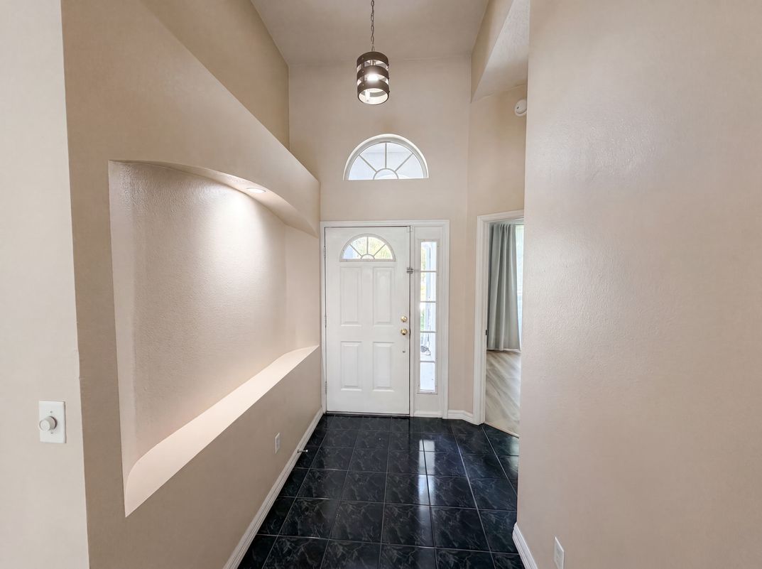 Photo 6 of 31 of 1619 River Birch Ave, Oviedo, FL